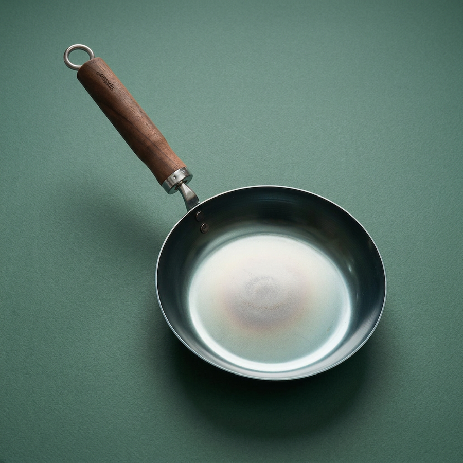 Fujita Kinzoku - Experience 2.3mm - 26cm - For Meat & Egg Perfection