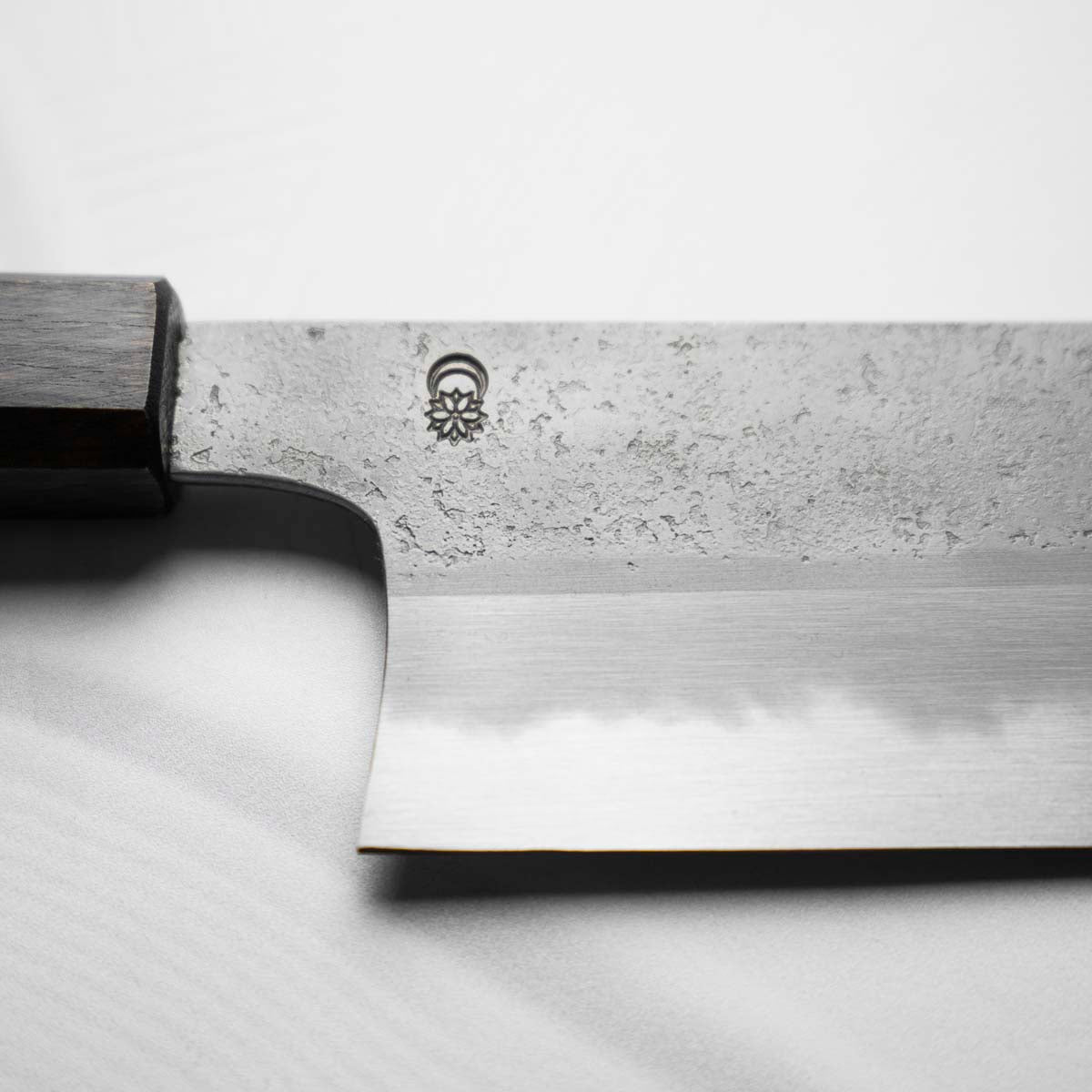 Sakai Kikumori "Kikuzuki Rin" Nakiri 180mm