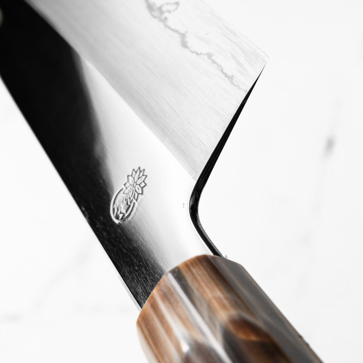 Sakai Kikumori "Choyo" Ginsan Santoku 180mm - Persimmon