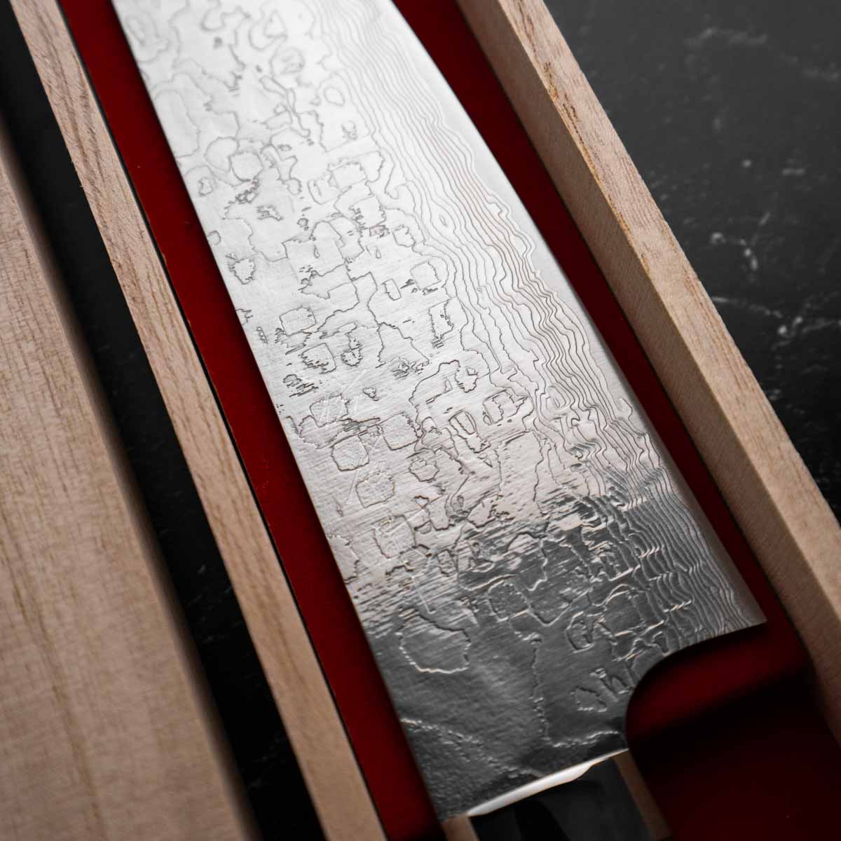 Takeshi Saji R2/SG2 Diamond Damascus Bunka 175mm