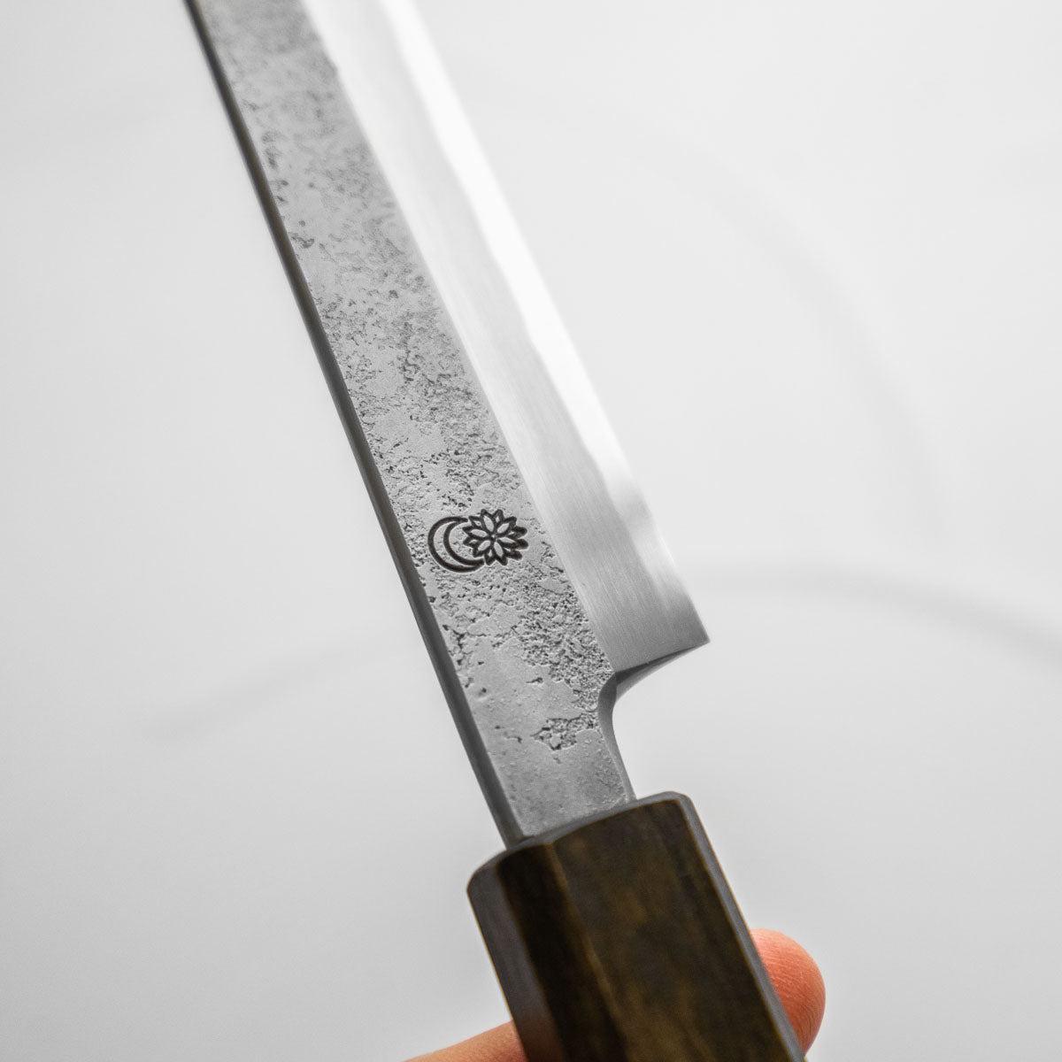 Sakai Kikumori "Kikuzuki Rin" Yanagiba 240mm