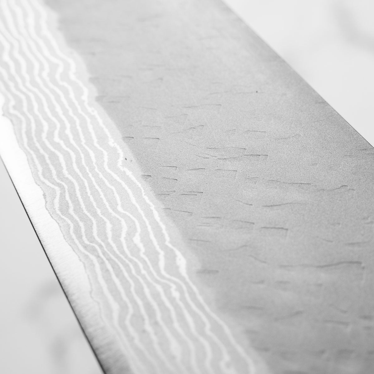 Nigara Hamono VG10 Tsuchime Damascus Kiritsuke 240mm - Ebony