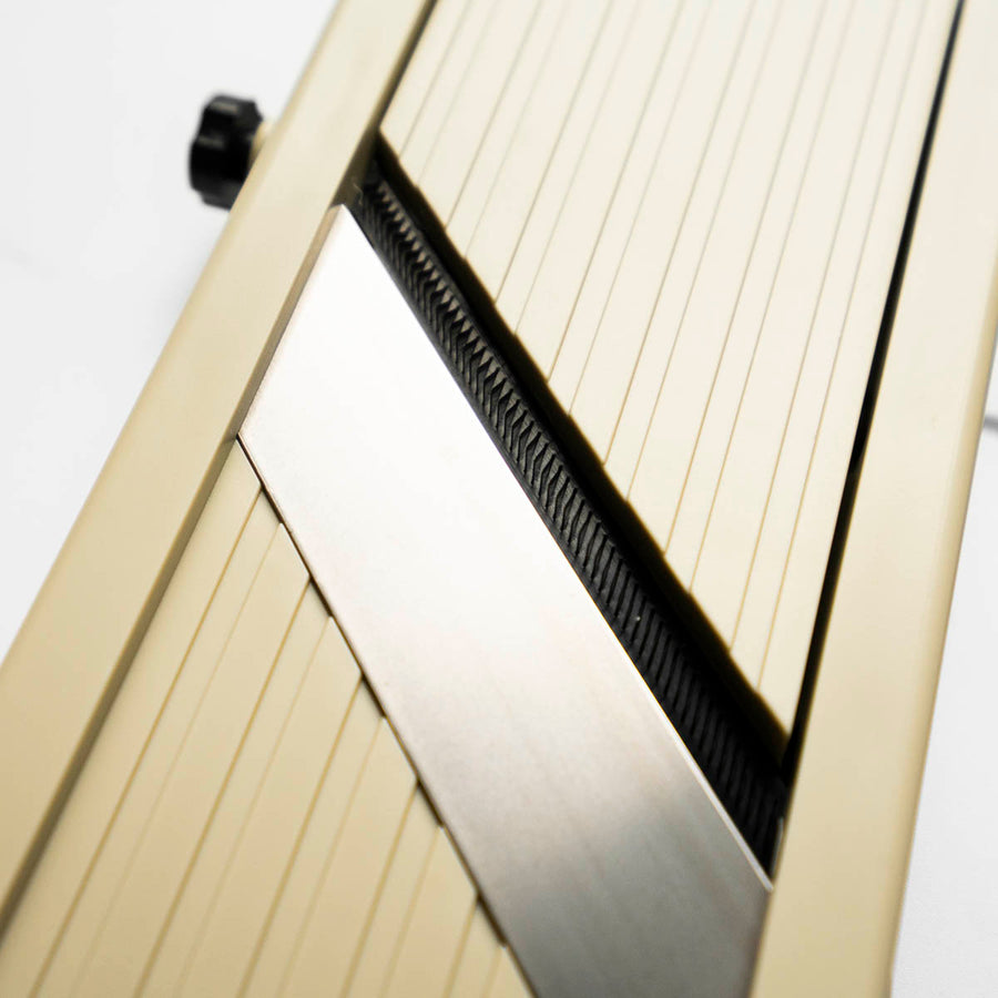 Chiba Mandoline Slicer - Cream
