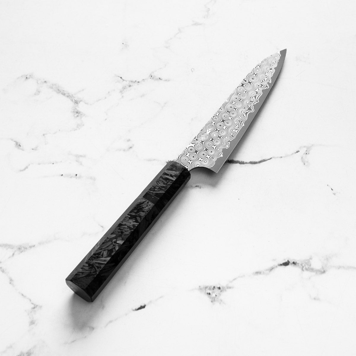 Nigara Hamono "Anmon" SG2 Raindrop Damascus Petty 150mm - Dark Carbon Fibre