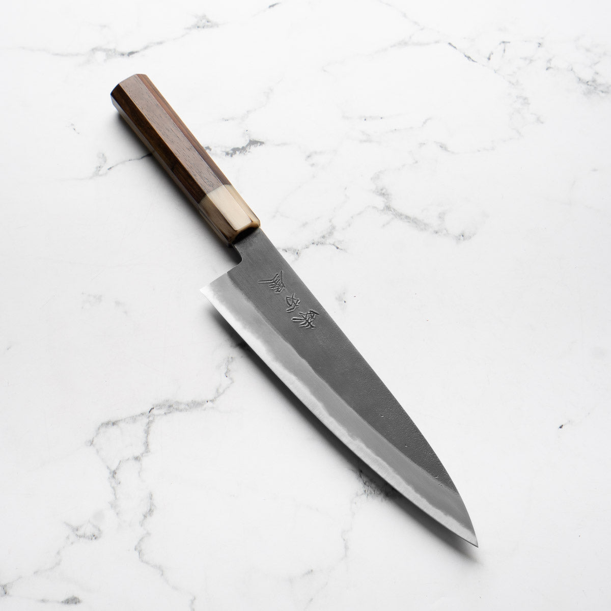 Mutsumi Hinoura Ajikataya White 2 Gyuto 210mm - Rosewood / White Horn