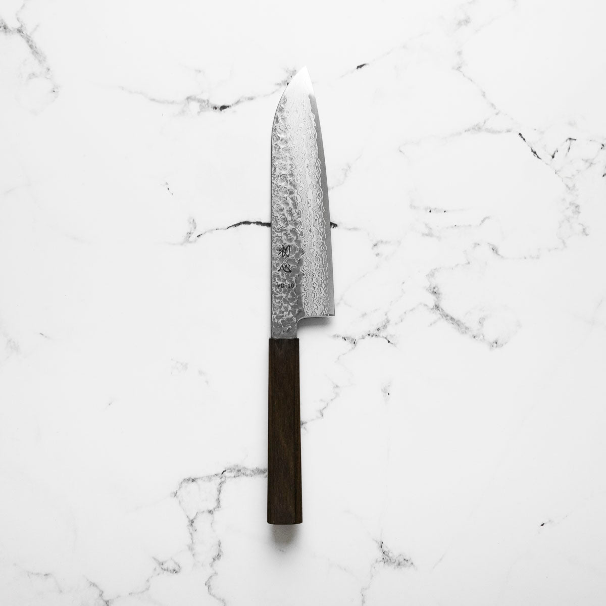 Hatsukokoro Hayabusa VG10 Damascus Tsuchime Santoku 180mm