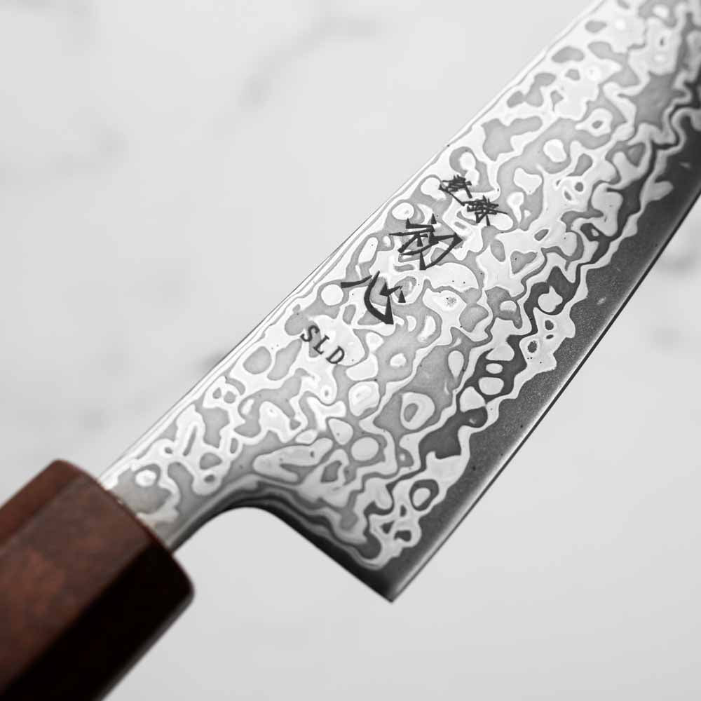 Hatsukokoro Hikari SLD Damascus Kurozome Petty 130mm - Sandalwood