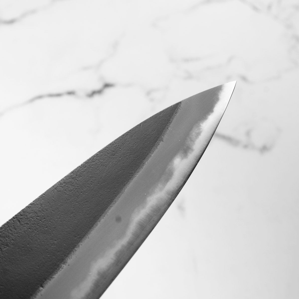 Mutsumi Hinoura Ajikataya White 2 Gyuto 210mm - Resin (Red)
