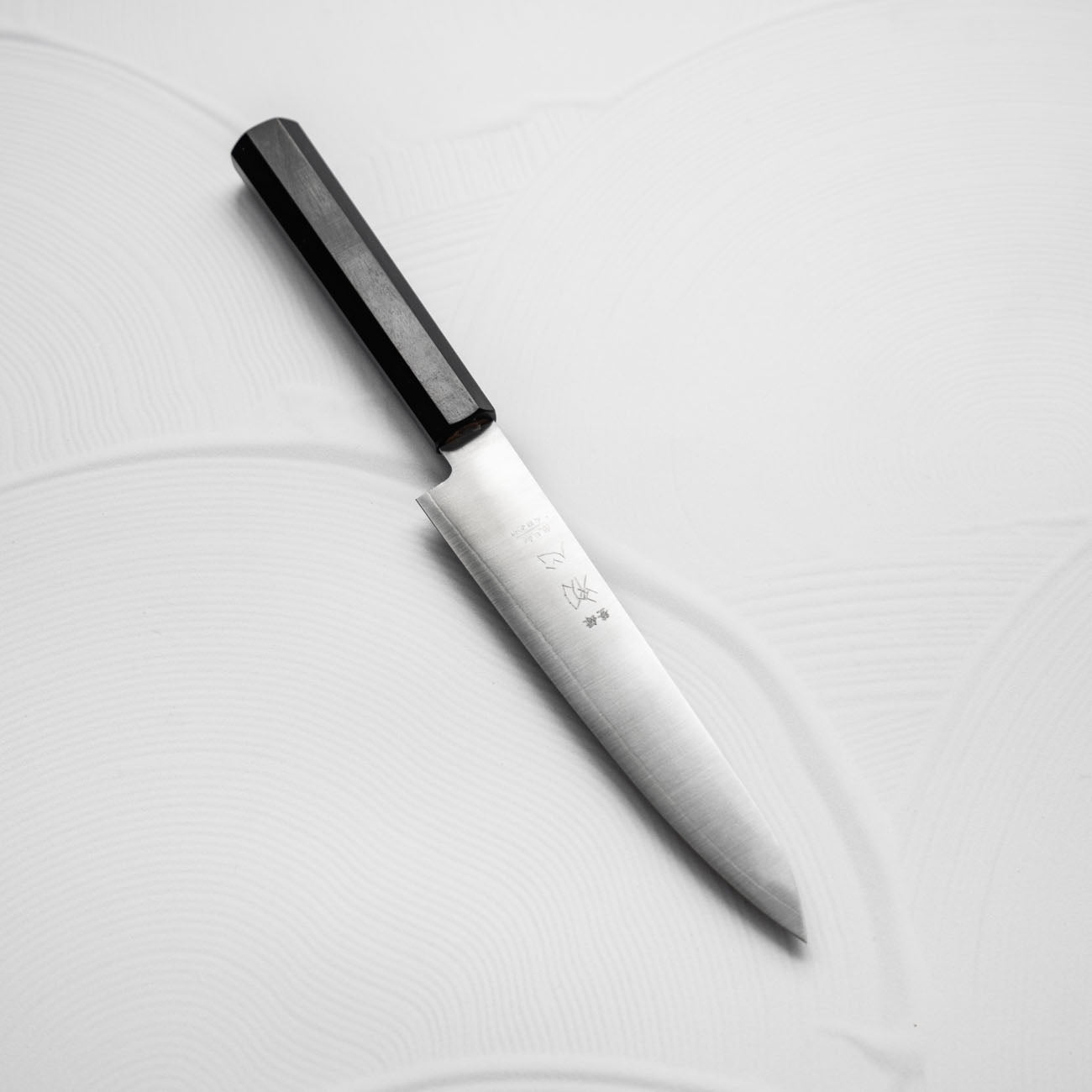 Hatsukokoro Hayabusa Ginsan Petty 150mm - Ebony