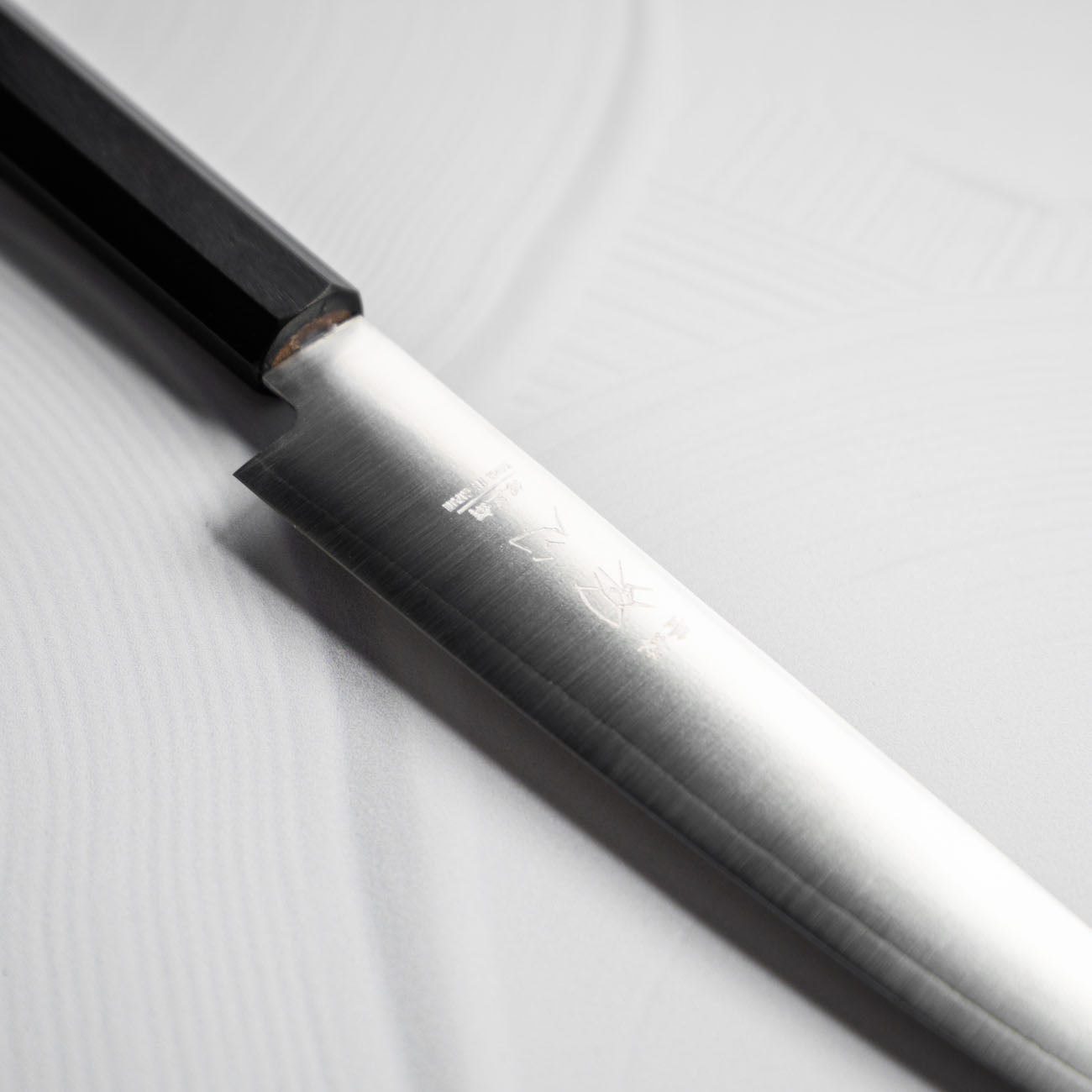 Hatsukokoro Hayabusa Ginsan Petty 150mm - Ebony